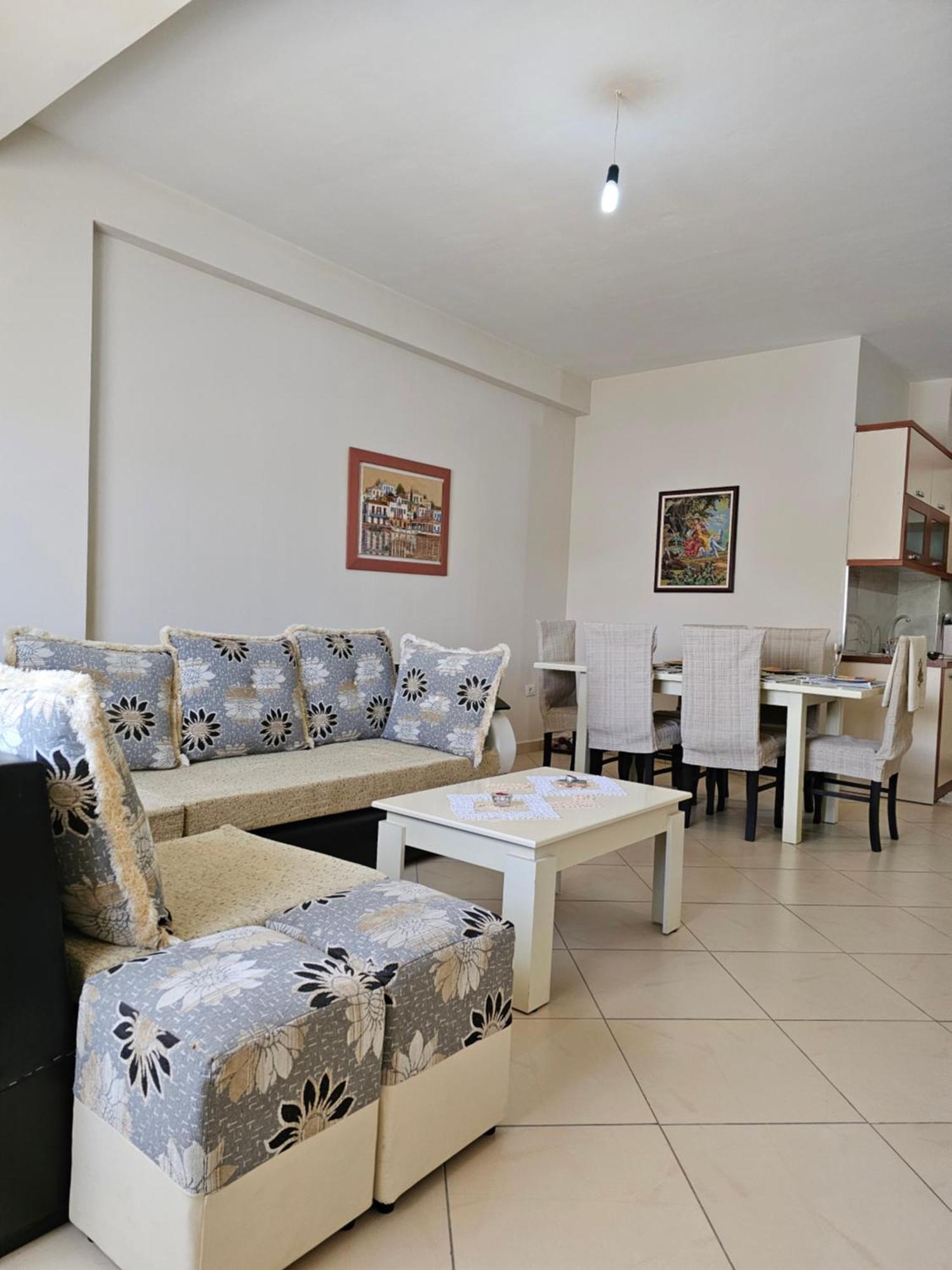 Adam Free Parking Appartement Vlorë