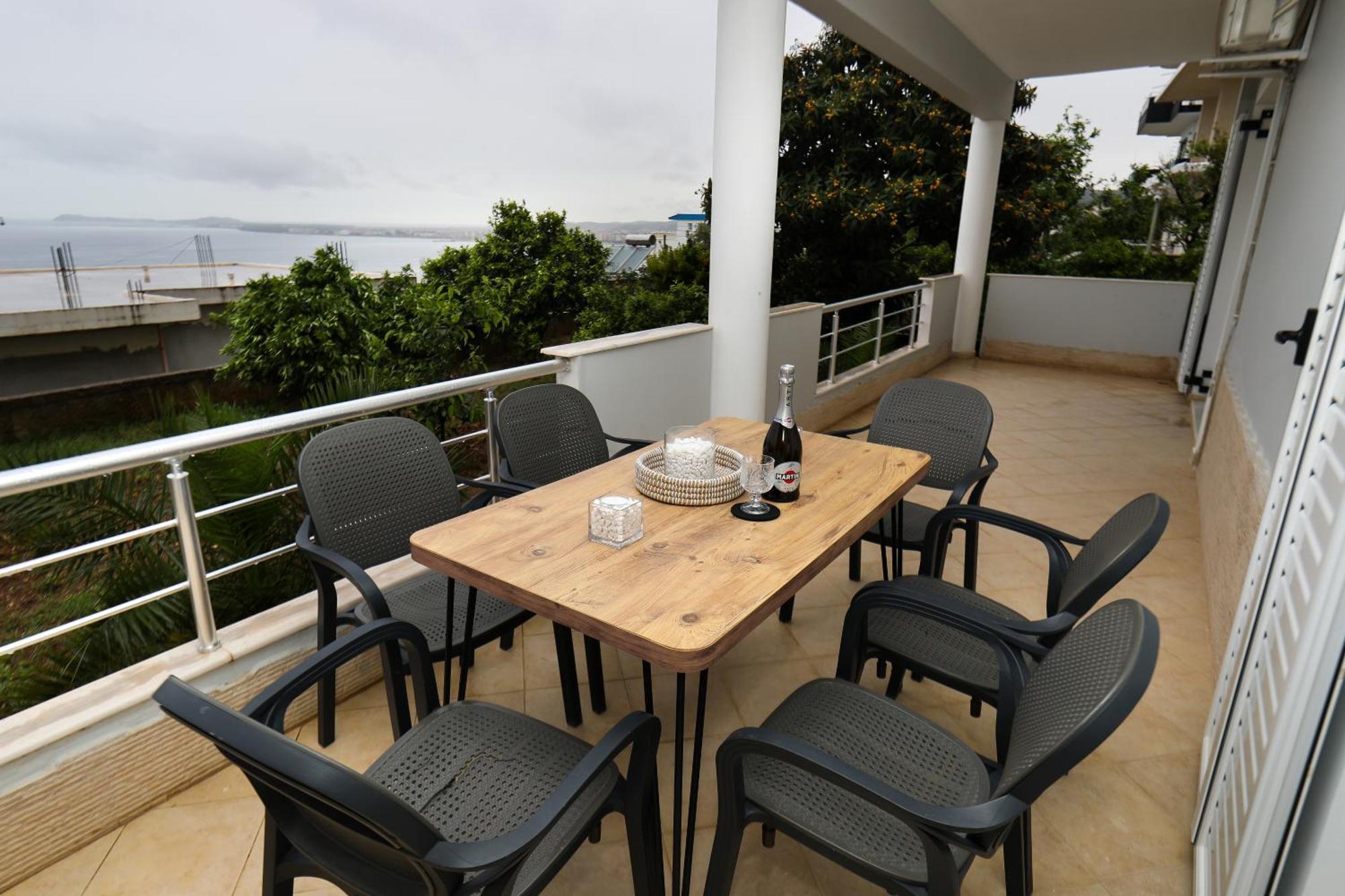 Adam Free Parking Appartement Vlorë